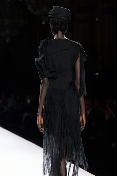 Look 24